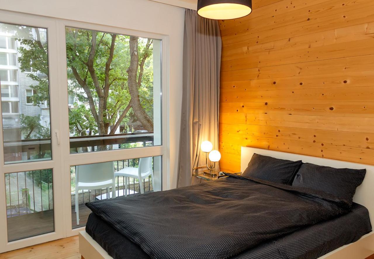 Bright & Spacious 1Bd Apartment With A Charming Balcony By Flat Mаnager Varna Bagian luar foto
