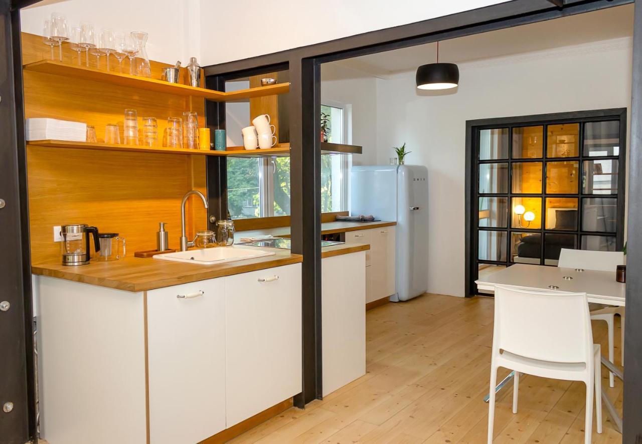 Bright & Spacious 1Bd Apartment With A Charming Balcony By Flat Mаnager Varna Bagian luar foto