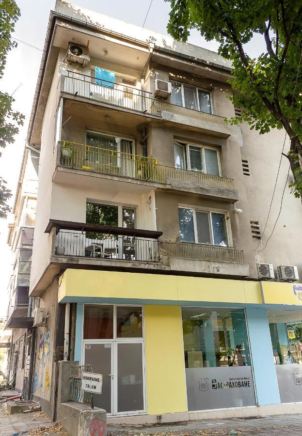 Bright & Spacious 1Bd Apartment With A Charming Balcony By Flat Mаnager Varna Bagian luar foto